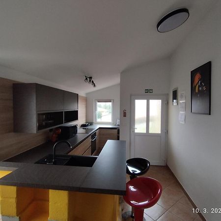 Apartment Zelena Oaza Sisan 75 M2 - 2 Bedrooms Luaran gambar