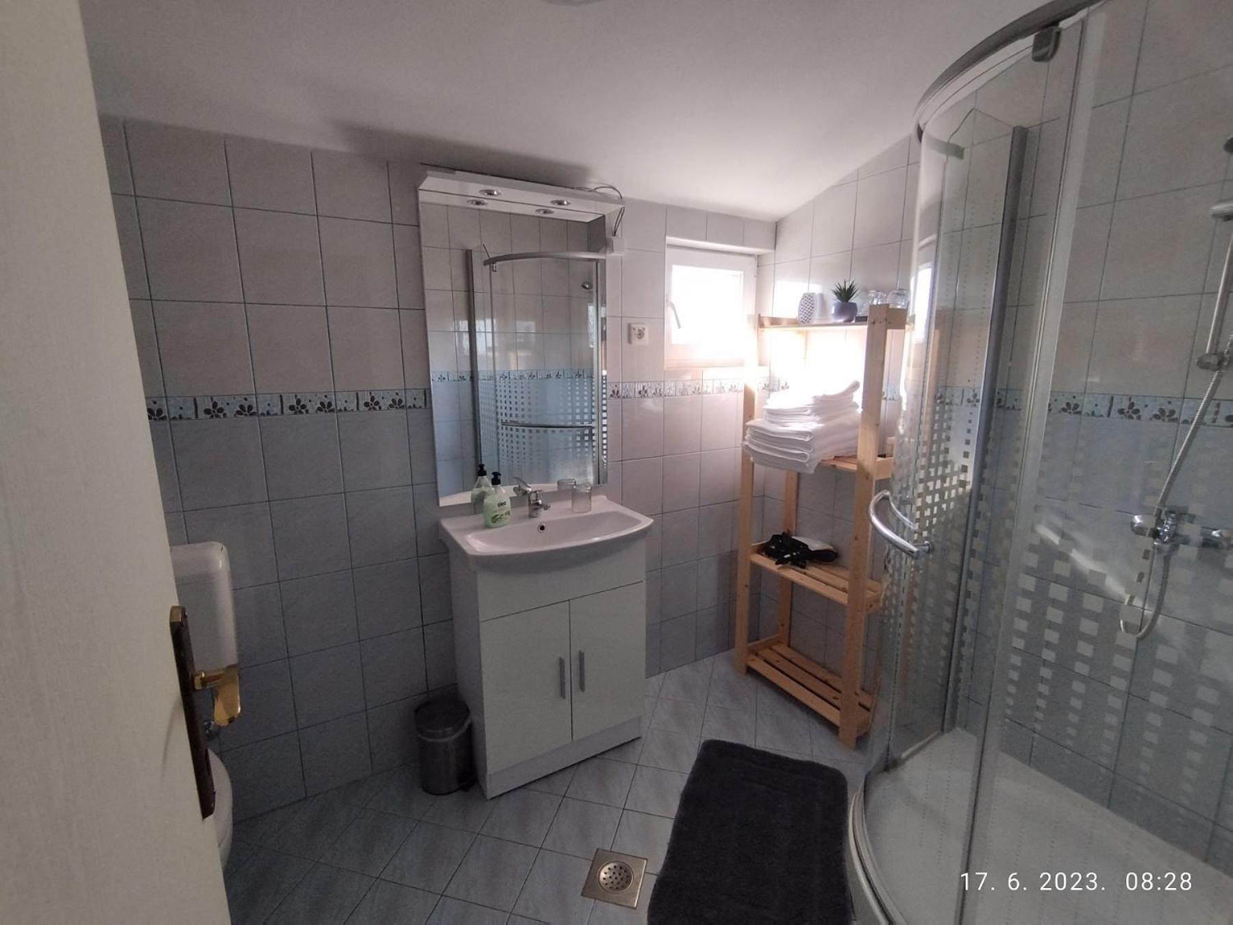 Apartment Zelena Oaza Sisan 75 M2 - 2 Bedrooms Luaran gambar